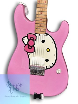 Squier Hello Kitty E-Gitarre Pink