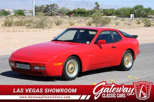 1985 Porsche 944 Image 1 of 4