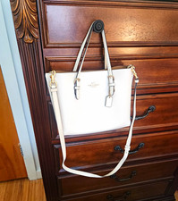 Coach Beige Pebbled Zip Satchel Tote, Gold Ha...