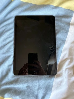 Apple iPad (9th generation) · 64GB · Wi-Fi