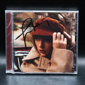 Taylor Swift RED TAYLOR'S VERSION サイン入り Signed Autographed - Taylor Swift – Red (Taylor's Version) - New 2