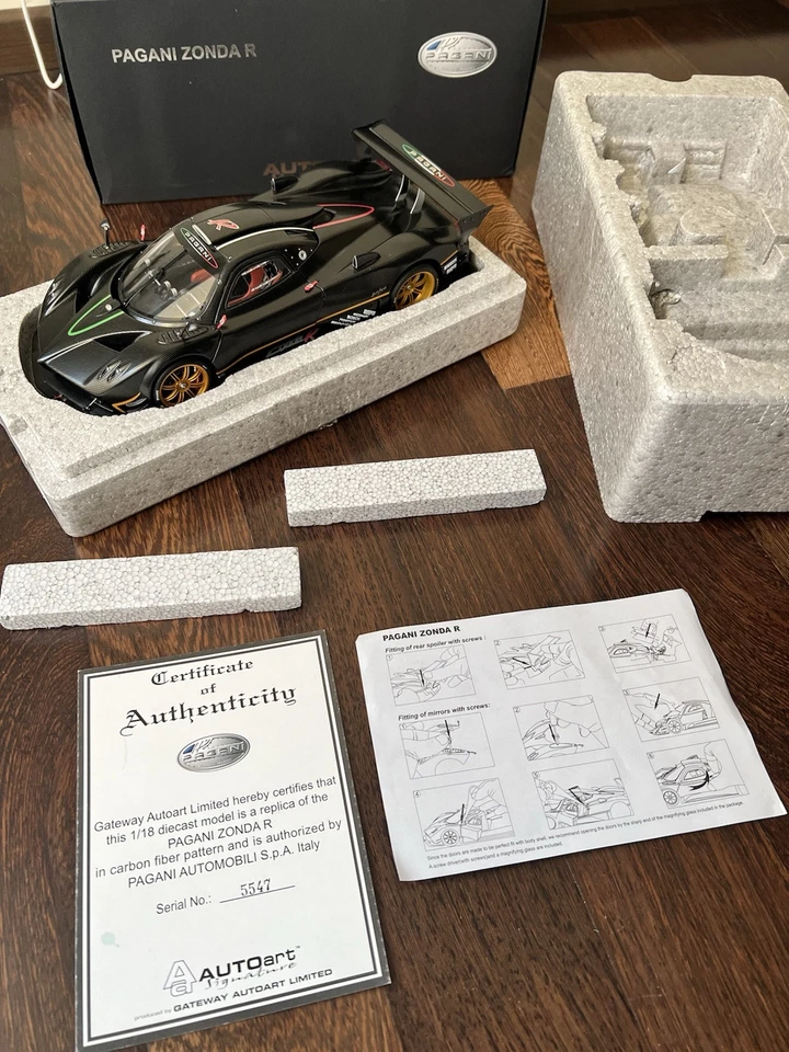 Pagani Zonda R Autoart Signature Carbon Fiber Pattern 78261 1:18 1/18 (2009) - Immagine 2 di 4
