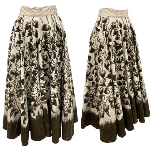 Vtg Vintage 1950s 50s Mexican Souvenir Ivy Print Sequin Detail Full Circle Skirt