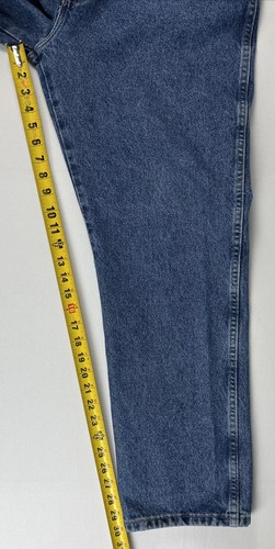 Wrangler Mens Size 38 X 30 Regular Fit Medium Wash Heavy Denim Work Casual - Picture 10 of 12