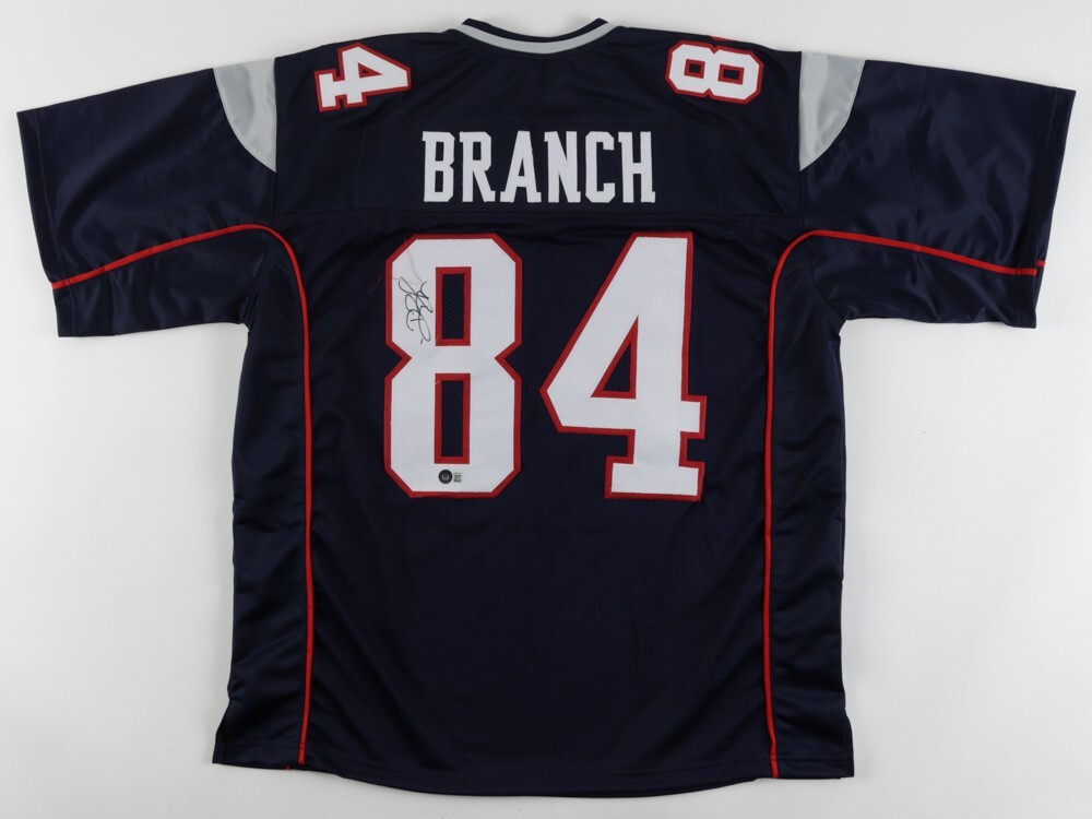 Deion Branch Autographed Signed New England Patriots Jersey (Beckett) #84 His 2010-2012 No. 