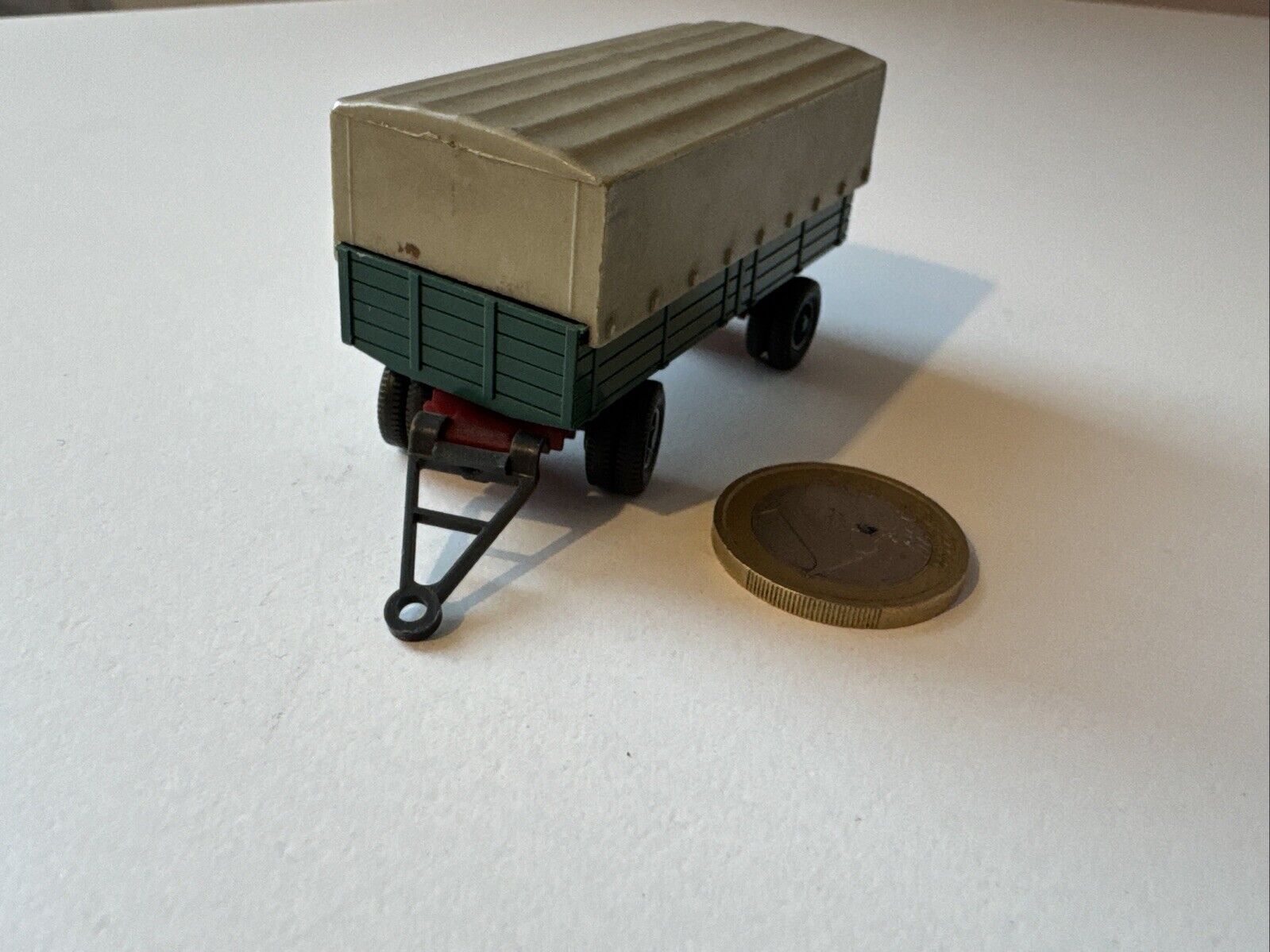 Bild 2 von 6