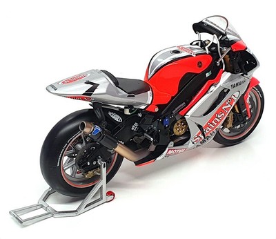 ミニチャンプス 1/12 YAMAHA YZR-M1 2009エストリル ロッシ オートバイ 