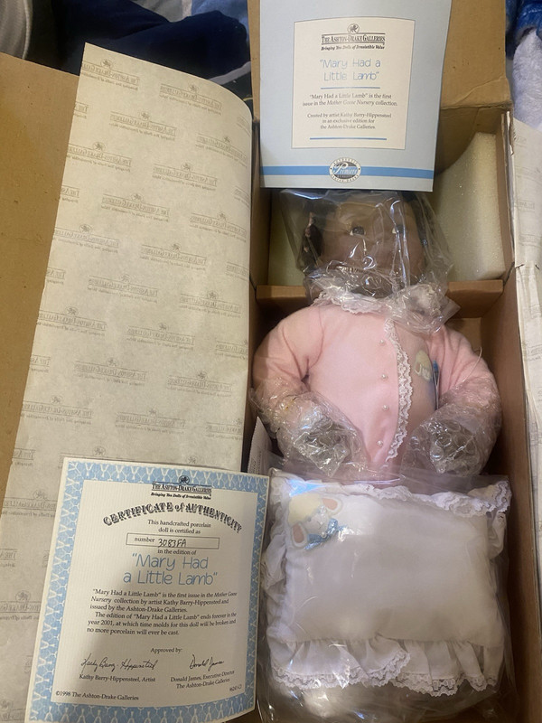 Ashton-Drake Mother Goose Nursery Mary Had a Little Lamb Porcelain Doll COA 1998