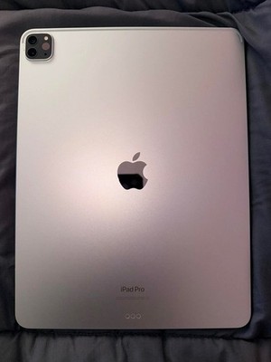 Apple iPad Pro 12.9-inch (6th generation) A2437 512 GB, Wi-Fi + 5G, 12.9 in -...