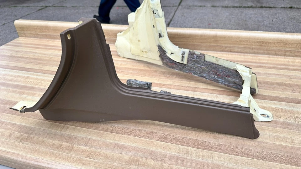 1993 TO 1999 BMW 318i 323i 325i 328i M3 E36 Center Console Storage Partition - Image 2 of 4