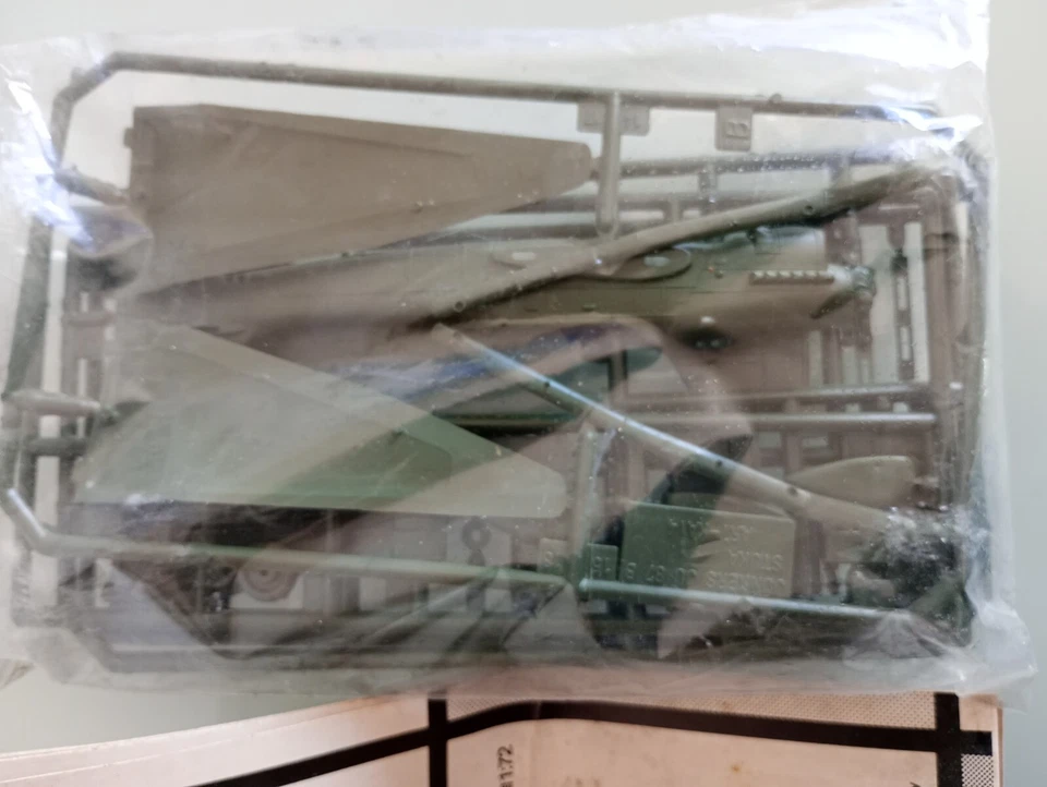 Polistil Junkers JU 87 B Stuka scala 1:72 kit montaggio - Immagine 2 di 3