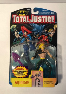 J L A. VTG.  AQUAMAN W/BLASTING HYDRO SPEAR Total Justice 1996 Hasbro NIP