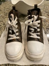 Kids casual Boots Size 3