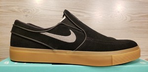 janoski slip on black gum