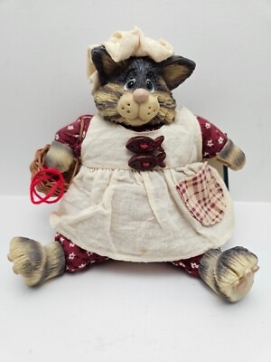 Russ Berrie & Co ''The Country Folks'' Shelf Sitter Kitty Cat Zelda PreOwned w/Tag