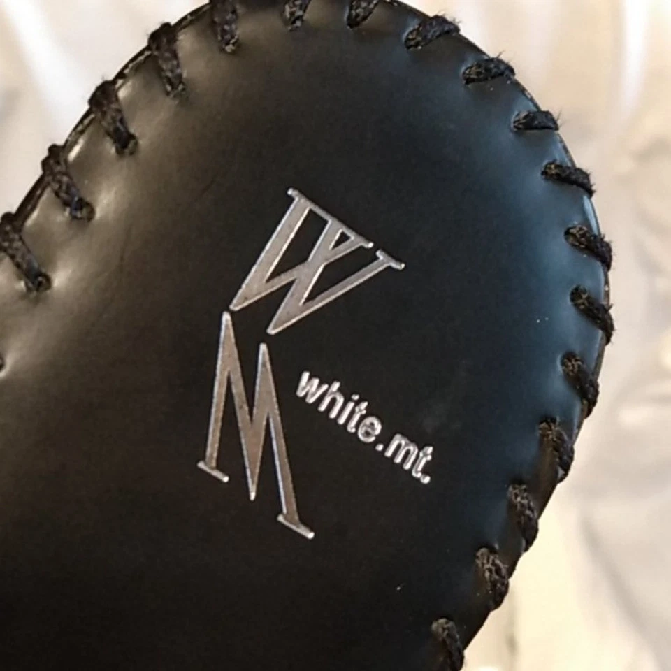 White Mountain Black Leather Floral Embellished Short Heel Sandals Size 7 - Image 2 of 4