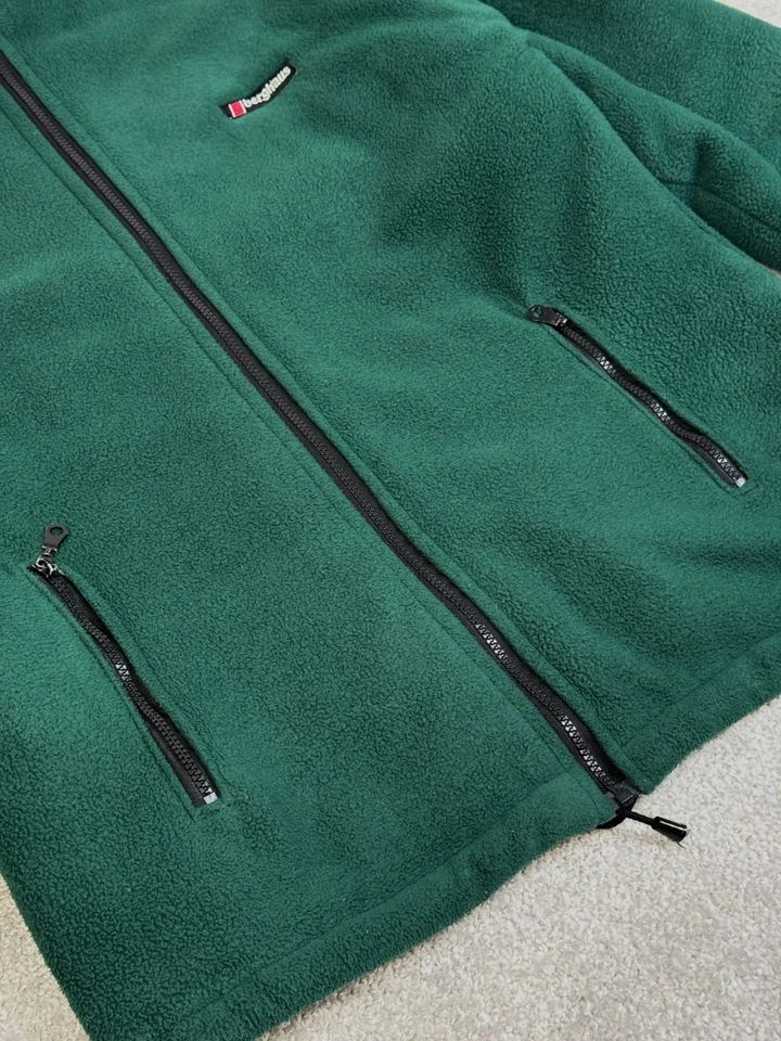 RARE Berghaus 90s Windstopper Fleece Green Padded Jacket made in England Size XL - Image 4 of 4