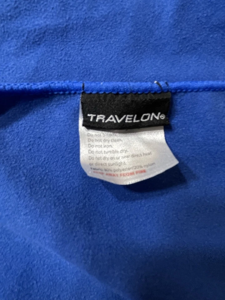 Manta de viaje embalable Travelon, azul Foto 4 de 4