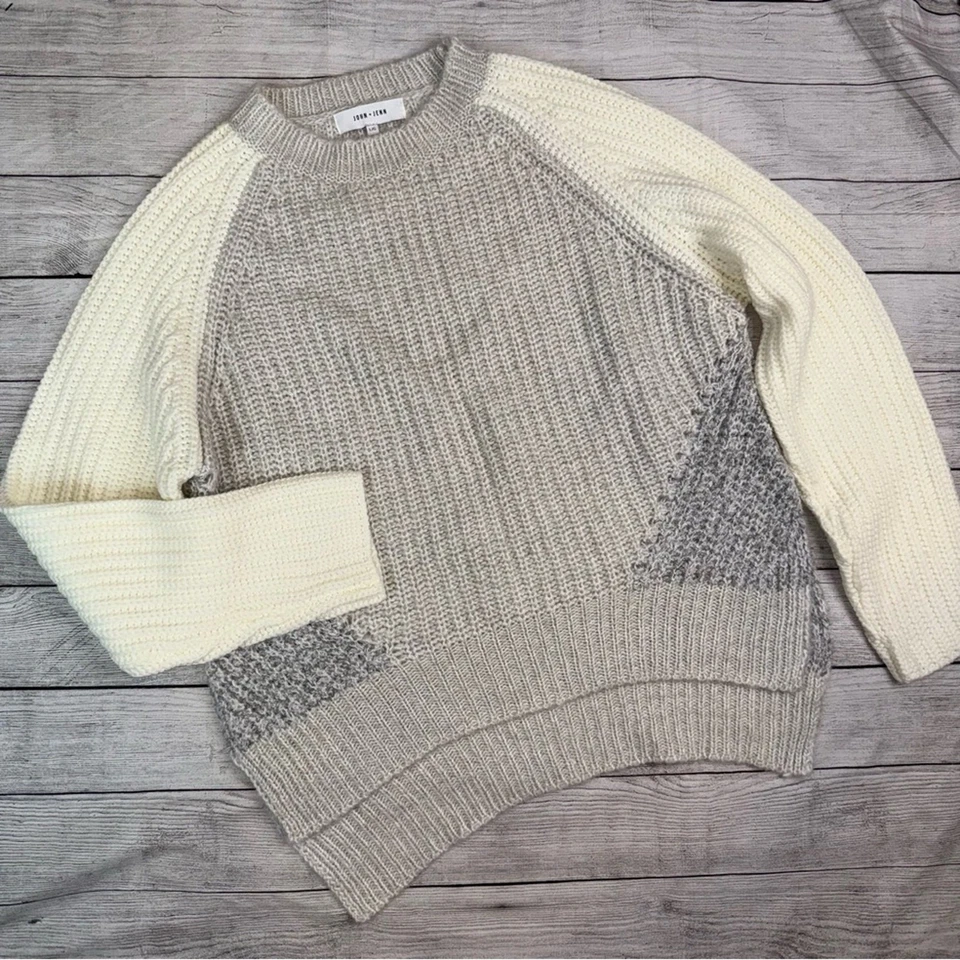 John + Jenn Women's Chunky Knit Crewneck Sweater Gray and Cream Colorblock Large - Image 2 of 4