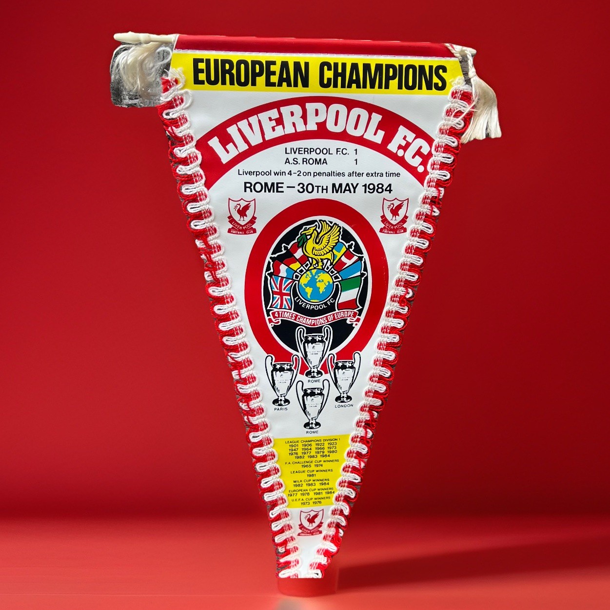 Rare Liverpool FC Vs Roma European Champions Pennant Rome 1984 Collectible