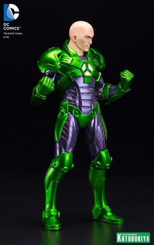 DC New 52 ArtFX+ Lex Luthor Statue - Picture 7 of 10