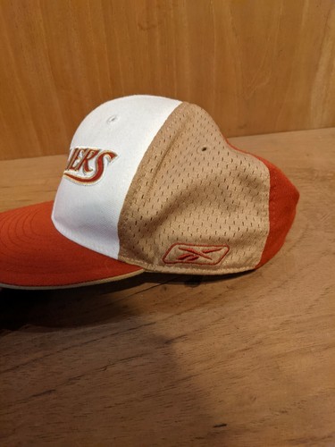 Cappello vintage NBA Cleveland Cavaliers CAVS berretto aderente Reebok taglia 7 5/8 - Foto 3 di 11