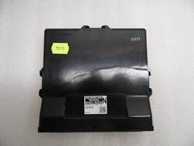 Toyota Auris II E180 Steuergerät Power Management Modul module 89681-02040