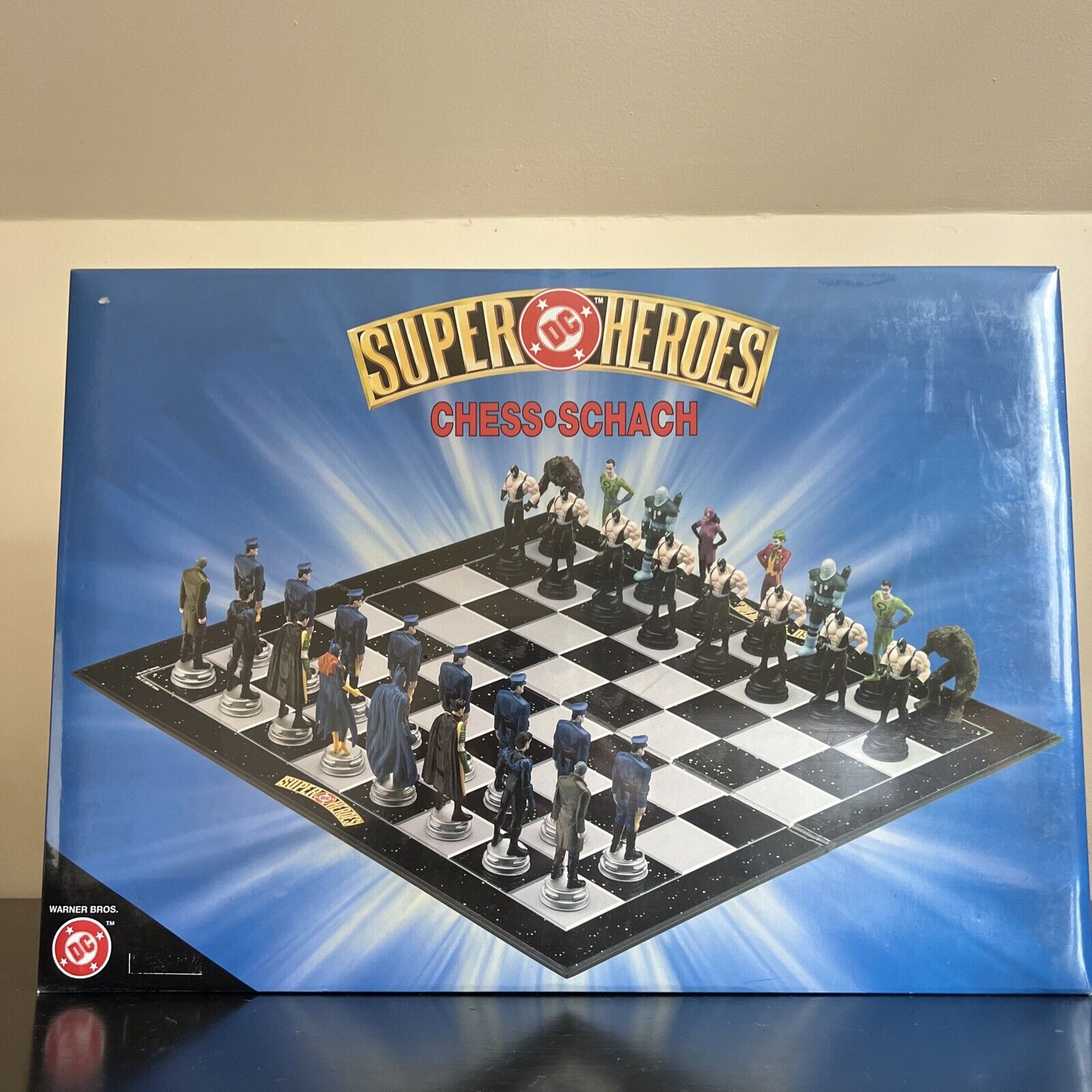 DC Super heroes Schach Chess Set Batman Joker Riddler Robin Etc By A La Carte