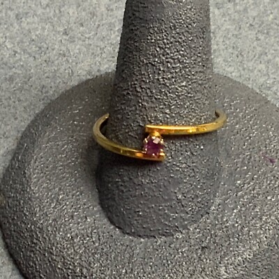 Avon Skew Ring Sz 8 Gold Purple Rhinestone Sparkle Squared Band Soft Girl Retro
