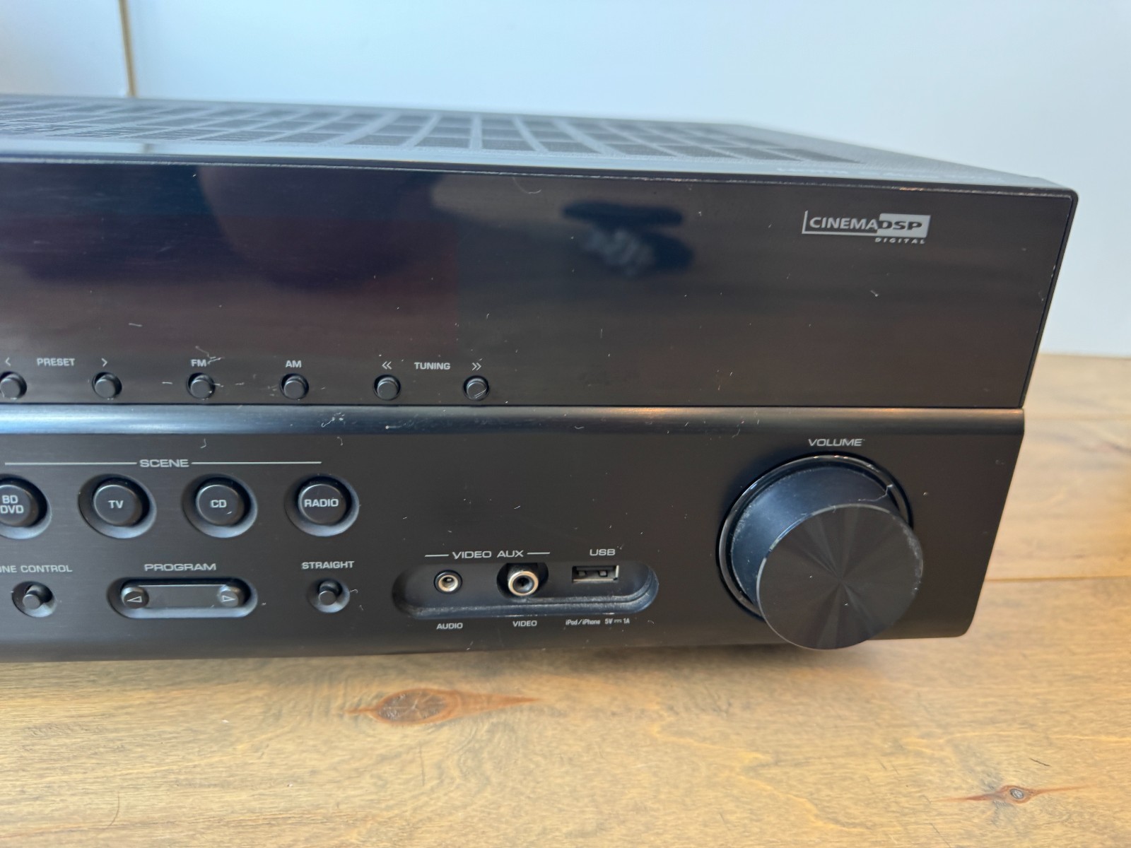 Yamaha RX-V373 5.1 AV Receiver + NS-SW40 Subwoofer + NS-B40 + 4x NS-C40 Speakers