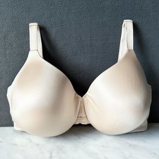 Bali One Smooth U Smoothing  Concealing Bra Size 38DD Underwire 3W11