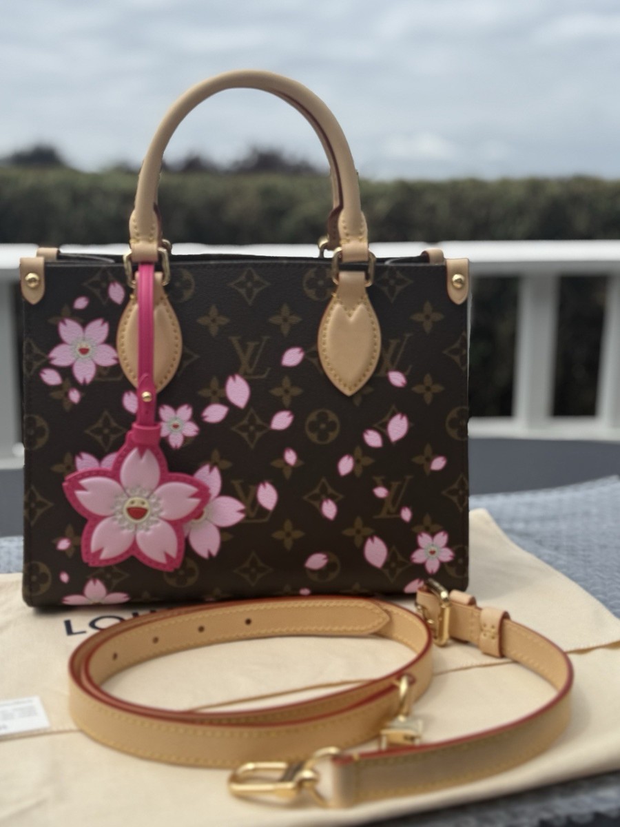 セール！2025年7月購入！　LOUIS VUITTON 　オンザビーチ ルイ・ヴィトンの香水新作「On The Beach」は、香りであなたを