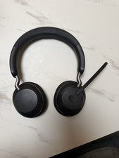 Jabra Evolve2 65 kabelloser Stereo Kopfhörer (UC, USB-A) mit Ladestation Schwarz