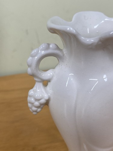 Vintage 5" Czechoslovakian Porcelain Vase with Two Handles w/ Hanging Grapes - Picture 5 of 13