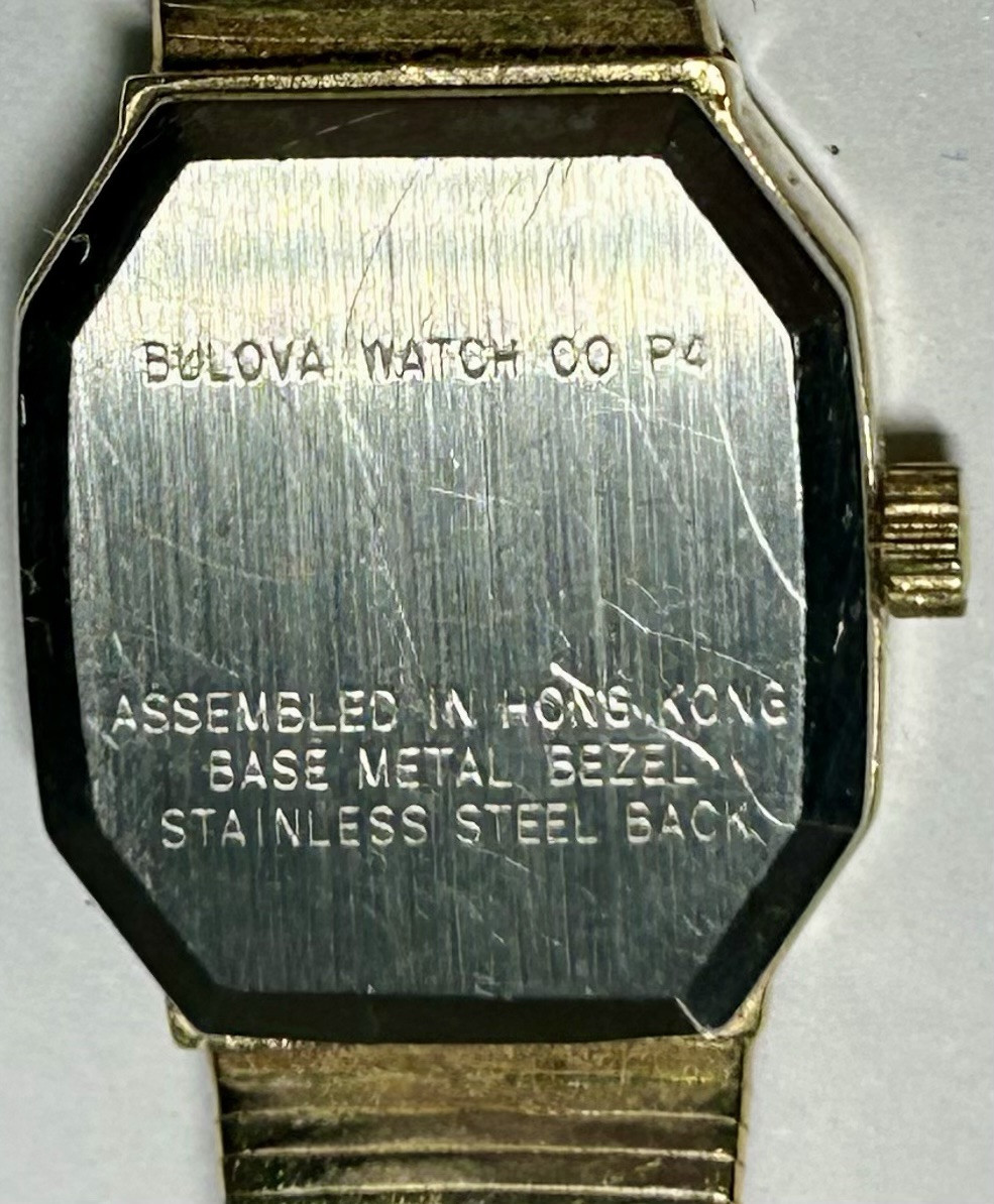 Vintage Bulova Watch Ladies Sleek Gold Tone P4 Quartz 92E21Y