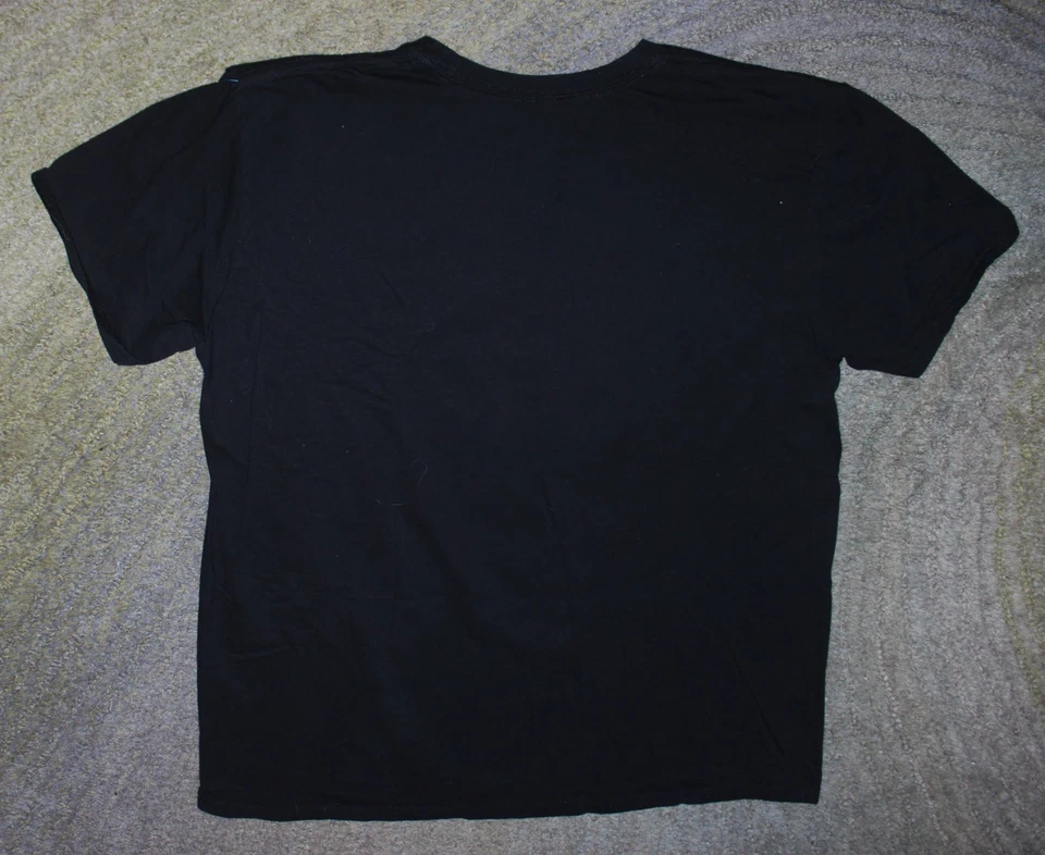 Camiseta negra cuello redondo Cobra Kai Never Dies para hombre - talla XL - USADA EN EXCELENTE ESTADO Foto 3 de 3