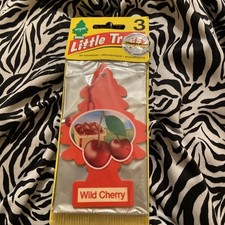 Little Trees Air Freshener Strawberry Scent Lot of 4 Car Home Office NEW