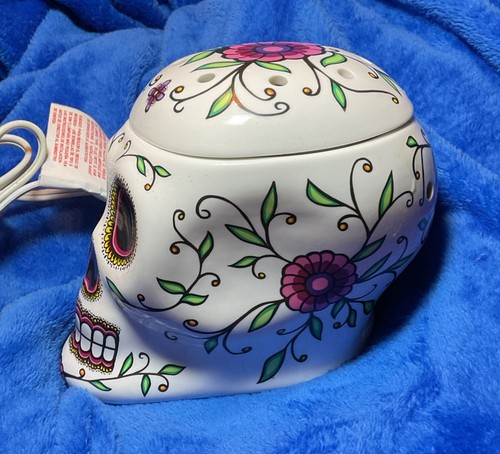 Scentsy Sugar Skull Full Size Wachswärmer Retired Dia De Los Muertos Calavera - Bild 3 von 7