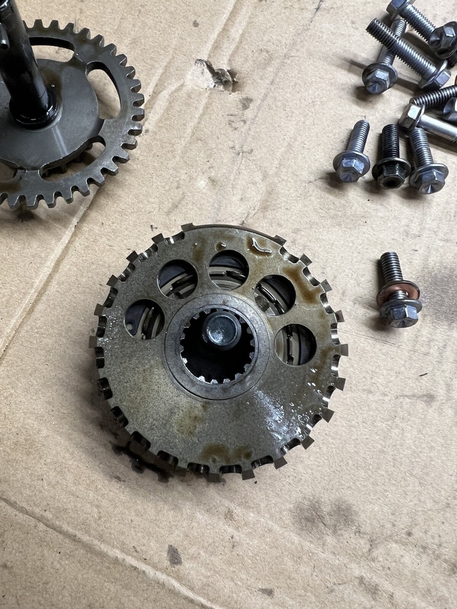2021 KAWASAKI NINJA ZX636 ZX6R STARTER MOTOR GEARS COVER