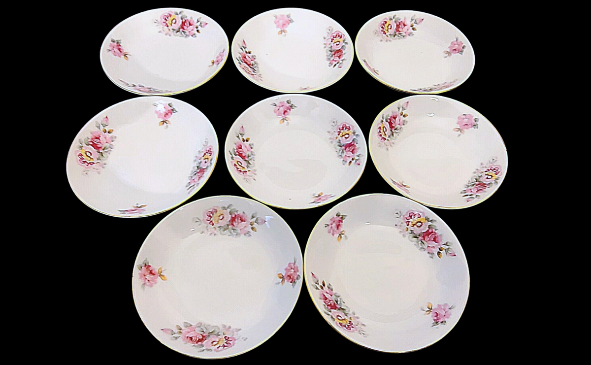 Rare vintage hard to find 50 piece - 1950's Yamaka China - rose