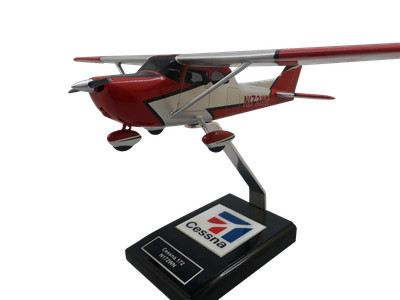 Cessna 172 Skyhawk CUSTOM Desk Top 