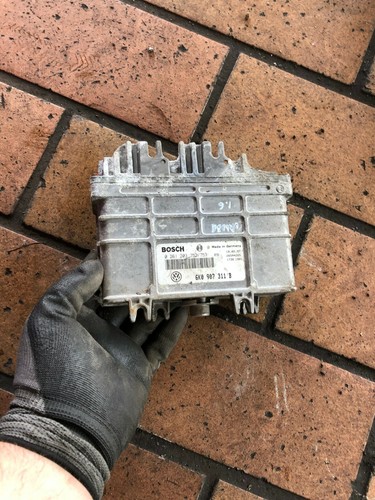 Original Volkswagen VW Seat Skoda Motorsteuergerät Modul 6K0907311B 0261203752
