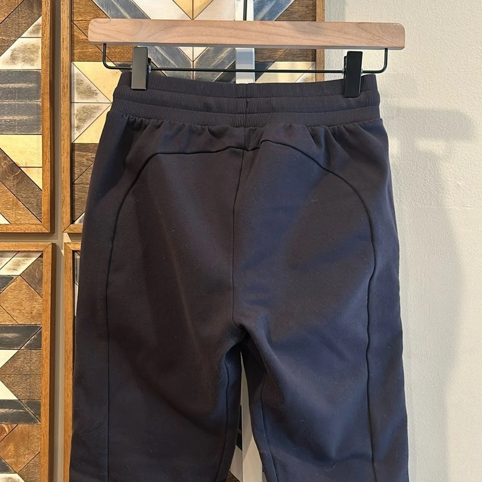 alo-yoga airbrush winter warm high-waist moto puffer pants