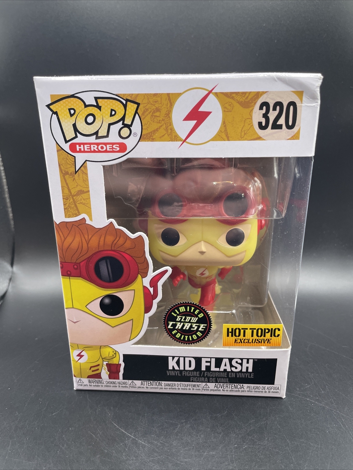 Funko Pop! Vinyl: Kid Flash (Chase) Gitd - Hot Topic Box Dmg In Protector