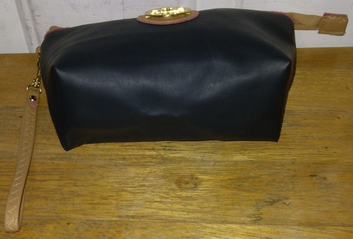 Tory Burch Wristlet Black Cosmetic Bag - Picture 7 of 16