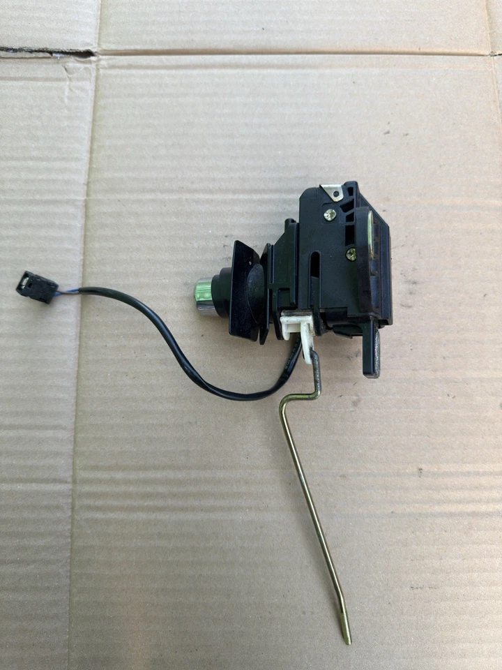 Cerradura maletero sedán mercedes w124 86-95 y 2 cilindros cerradura puerta con llave USADA OEM Foto 3 de 4