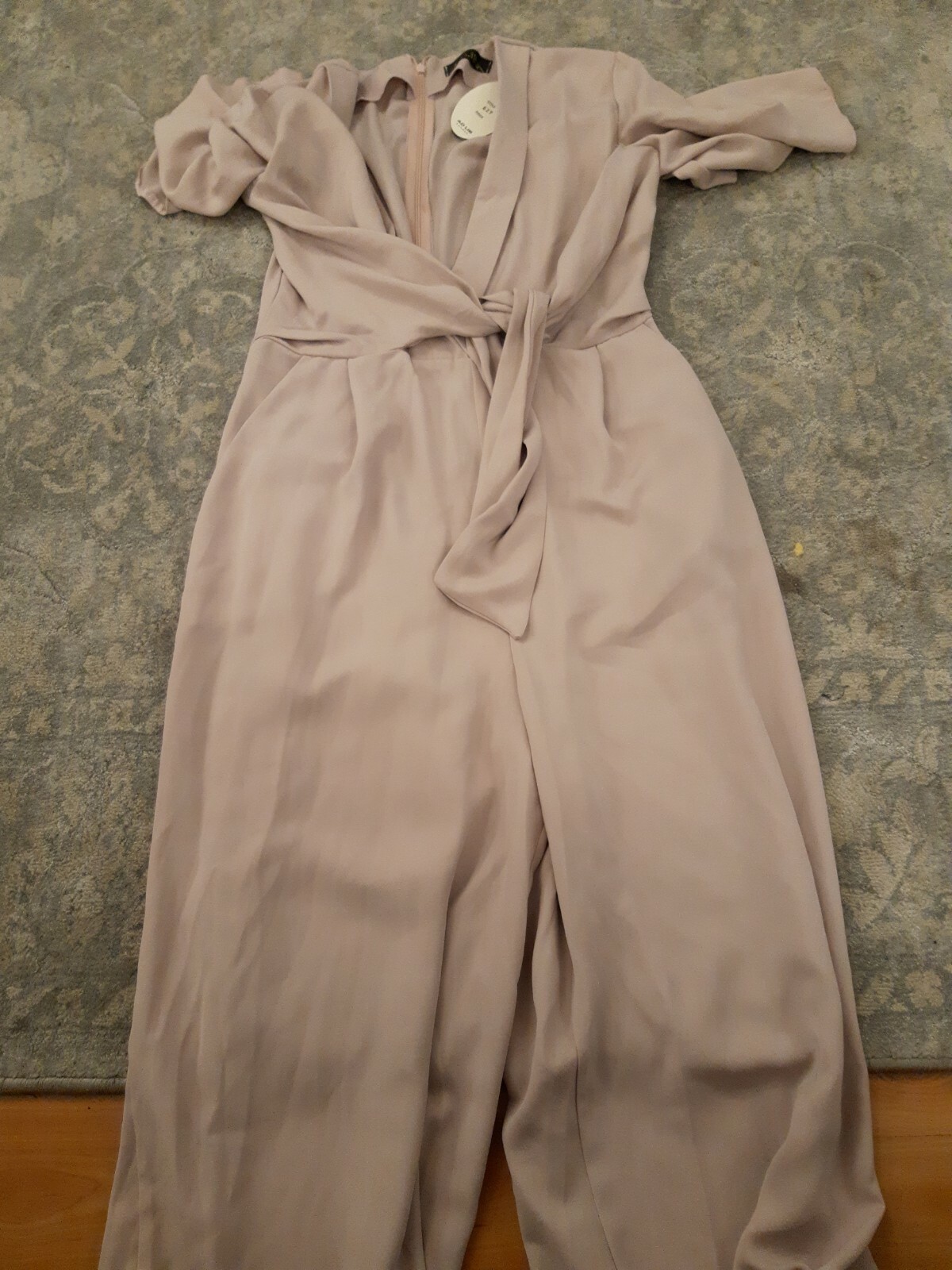 Picture 1 of 6