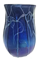 Art Glass Vase Iridescent Pulled Feather Signed Carl Radke Phoenix Studios  5.5