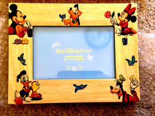 Walt Disney World 4 x 6 Wood Frame Mickey Minnie Donald Duck Pluto Goofy