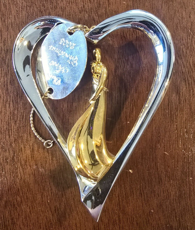 Our First Christmas 2002 Hallmark Keepsake Holiday Christmas Ornament Dated 2005